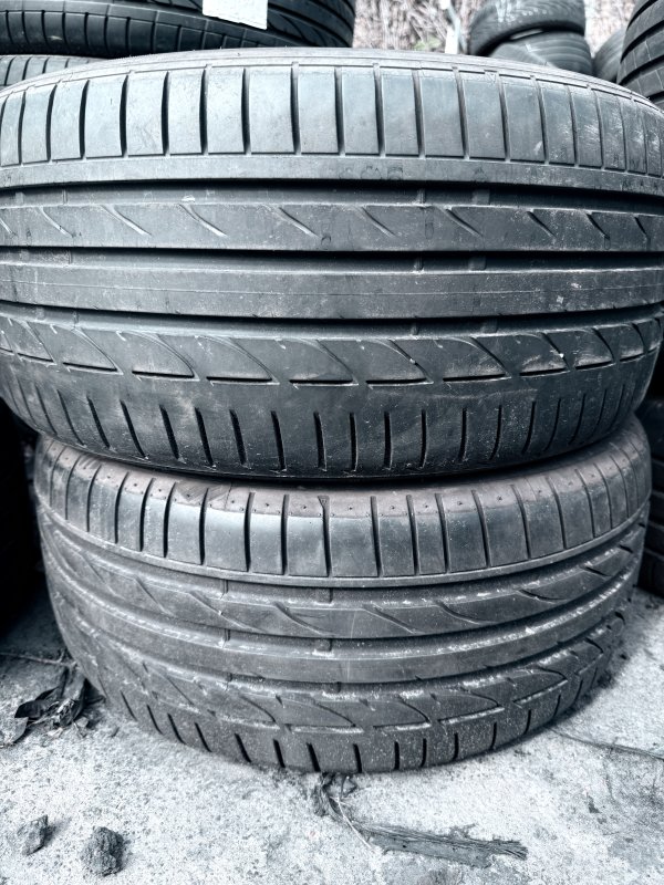 Bridgestone Potenza S001 245/40 18