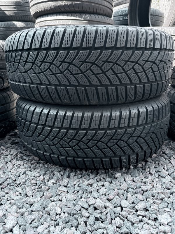 Goodyear UltraGrip Perfomance+ 215/60 16