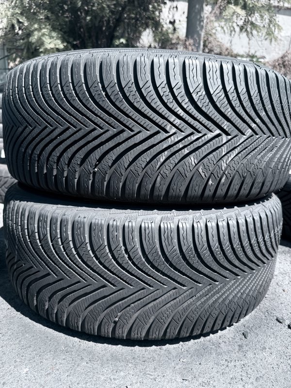 Michelin Alpin 5 215/55 17