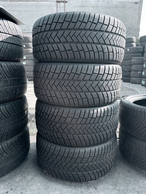Vredestein Wintrac Pro 255/40 19
