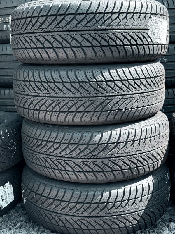 Goodyear UltraGrip Perfomance 2 RSC 205/55 16