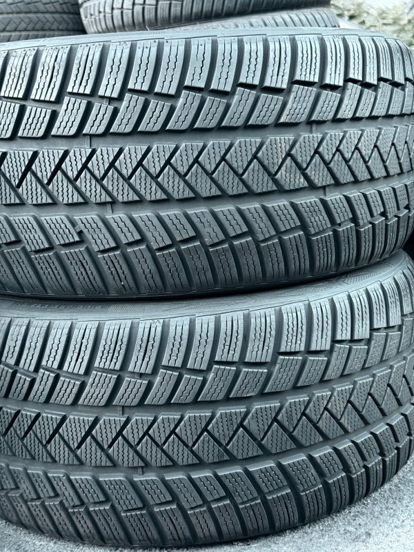 Vredestein WintracPro 235/40 18