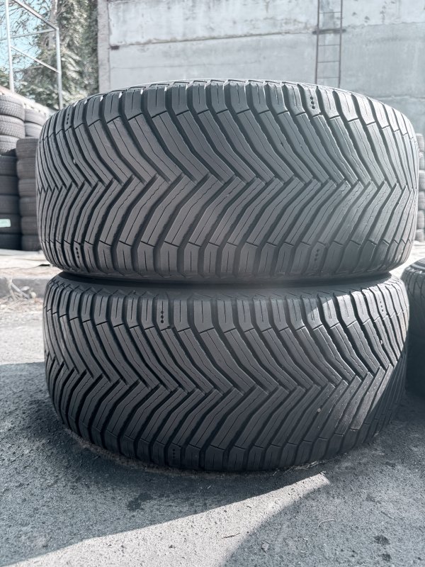 Michelin Crossclimate 2 255/45 19