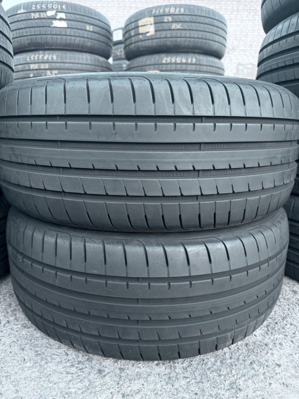 Goodyear Effecient Grip Perfomance 215/55 18