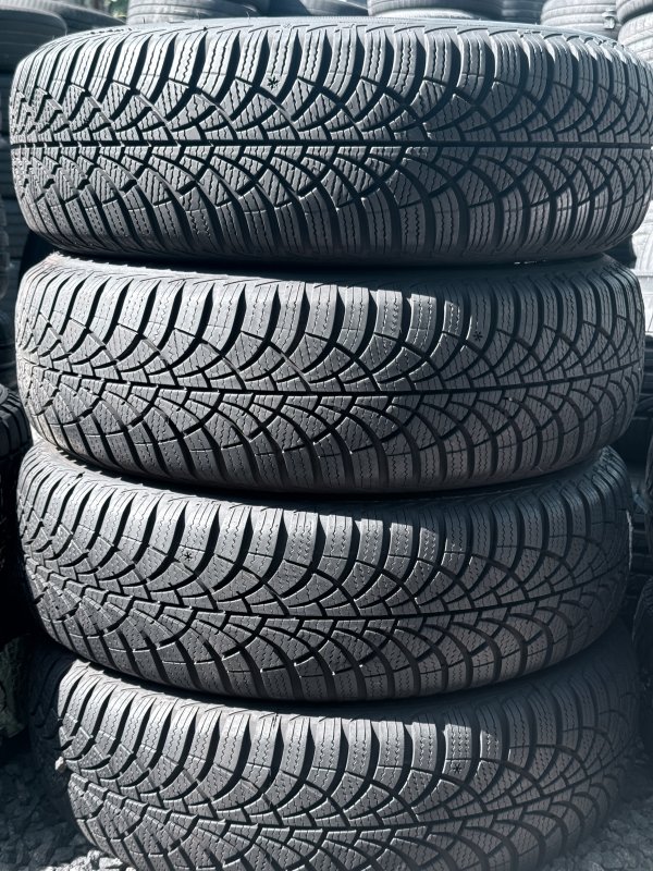Goodyear UltraGrip Perfomance 9 185/65 15