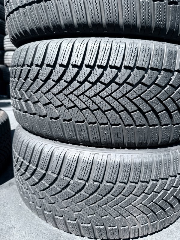Bridgestone Blizzak LM005 225/45 17