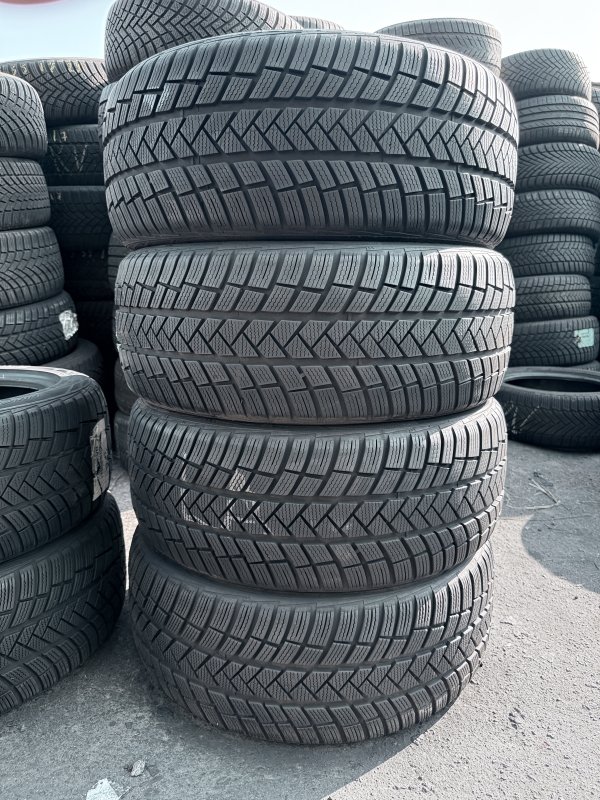 Vredestein Wintrac Pro 245/45 19
