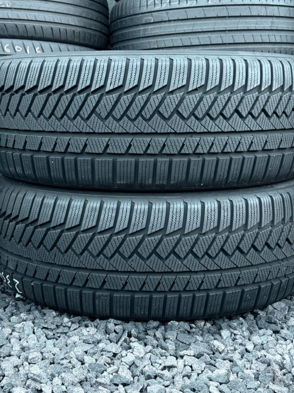 Continental TS850P 235/45 20