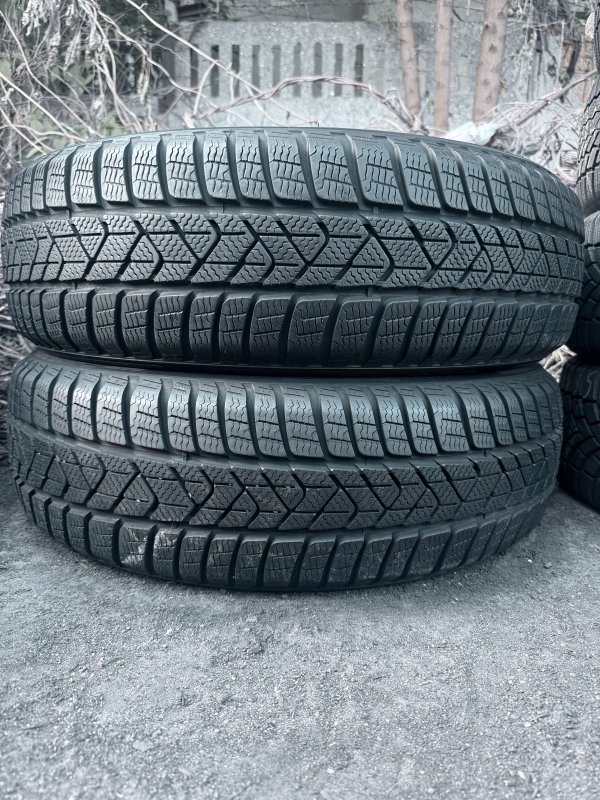 Pirelli Sottozero 3 195/55 20