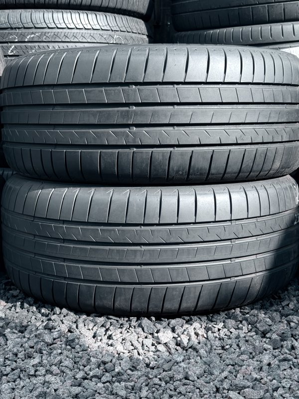 Bridgestone Alenza 001 255/50 20