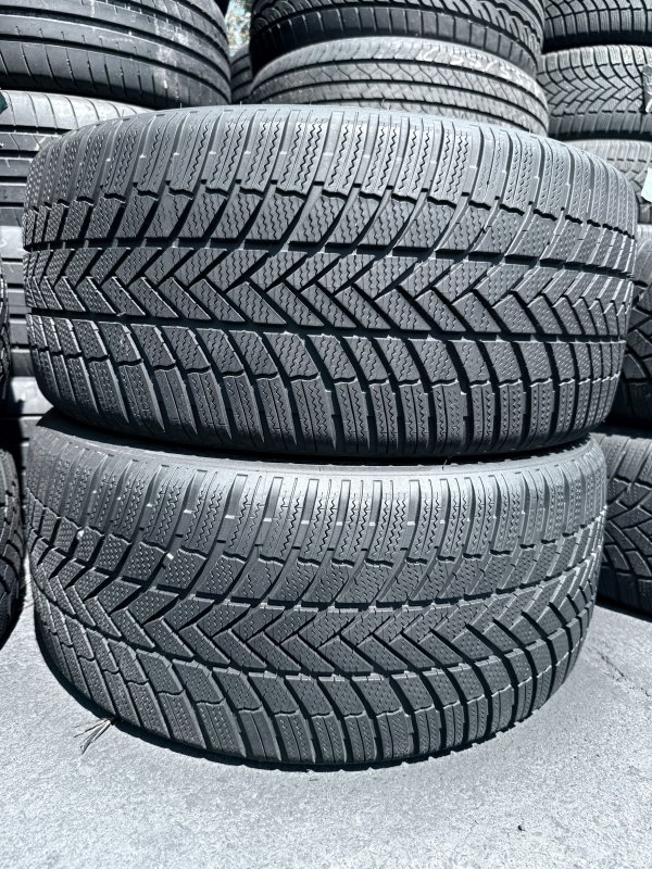 Bridgestone Blizzak LM005 245/40 18