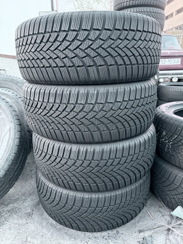Bridgestone LM005 205/50 17