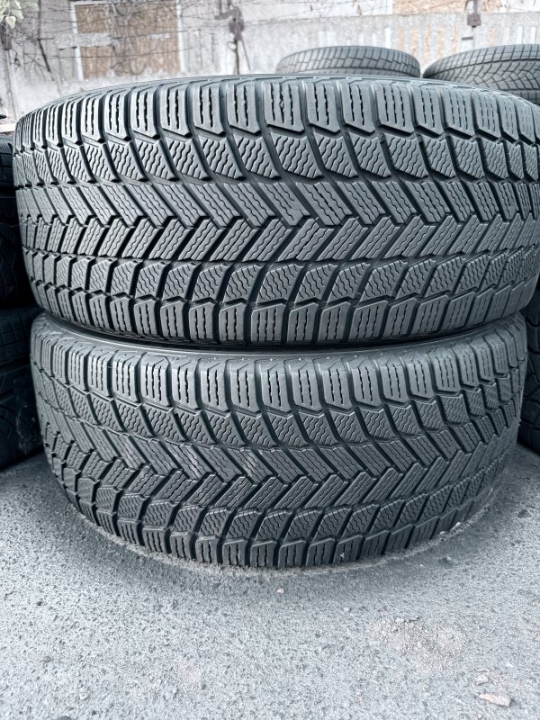Michelin X-ice Snow 235/50 20