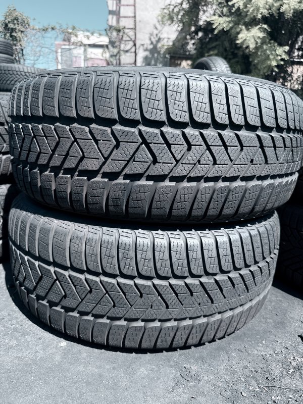 Pirelli Sottozero 3 225/50 17