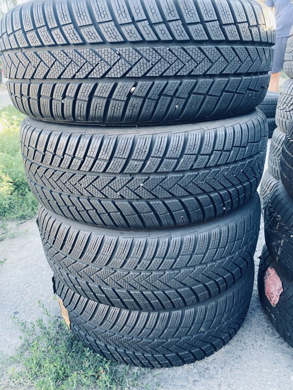 Vredestein Wintrac Pro 205/55 17
