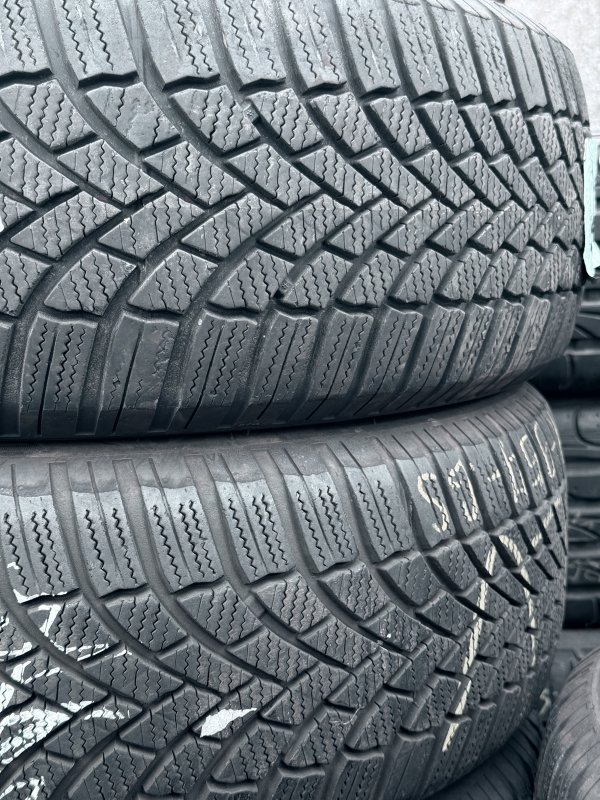 Bridgestone Blizzak LM005 205/55 16