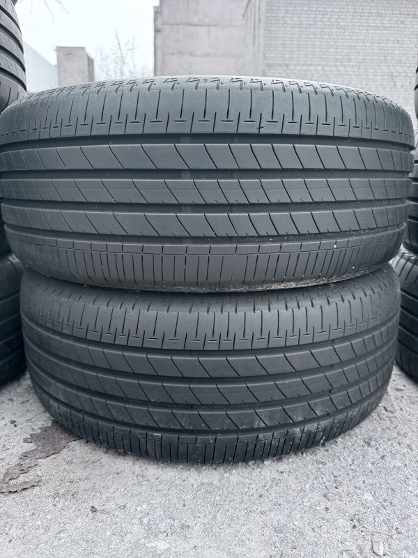 Bridgestone Turanza T005A 215/45 18