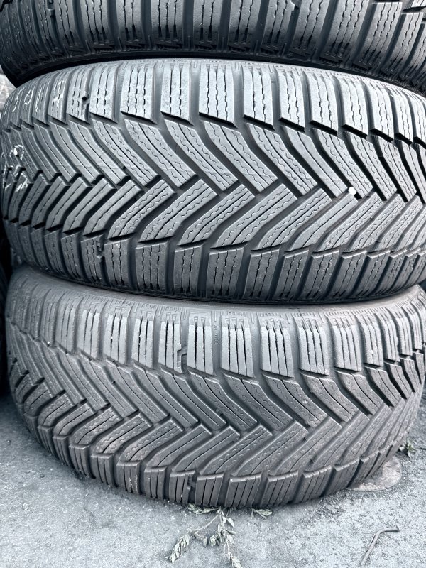 Michelin Alpin 6 215/50 17