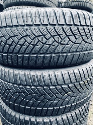 Goodyear UltraGrip Perfomance+ 215/45 18