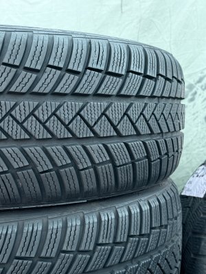 Vredestein Wintrac Pro 215/45 20