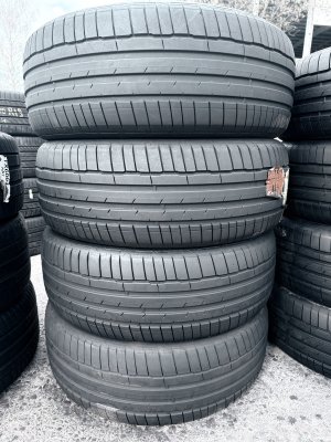 Hankook S1 Evo 3 235/55 19