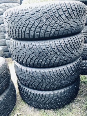 Continental IceContact 215/65 17