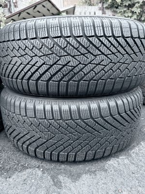 Pirelli Scorpion Winter 2 215/50 18
