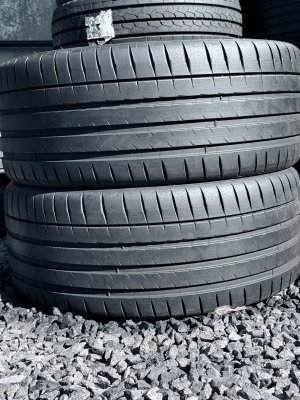 Michelin Pilot Sport 4S 245/35 21