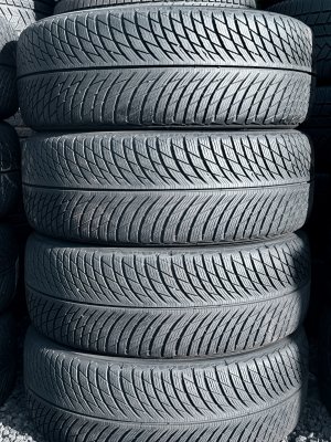 Michelin Alpin 5 Suv 235/50 19