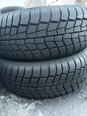 Viking WinTech 215/65 16