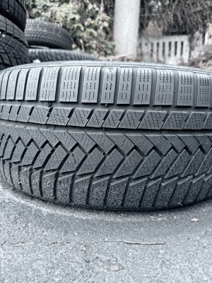 Continental TS850P 245/40 18