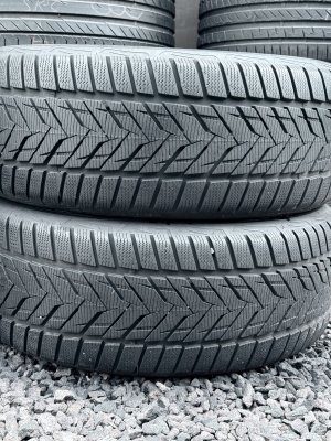Vredestein Xtreme 255/45 19
