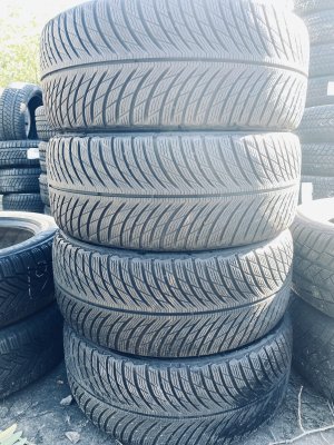 Michelin Pilot Alpin 5 225/40 18