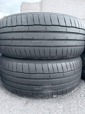 Hankook S1 Evo 3 235/50 20