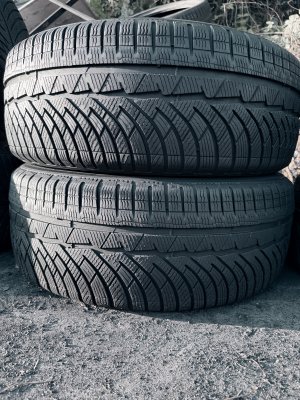 Michelin PA4 225/50 18