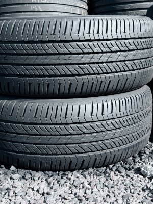 Bridgestone Dueler H/L 245/50 20