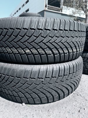 Bridgestone LM005 225/60 18