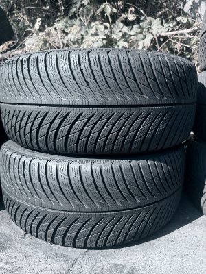 Michelin Pilot Alpin 5 235/40 18