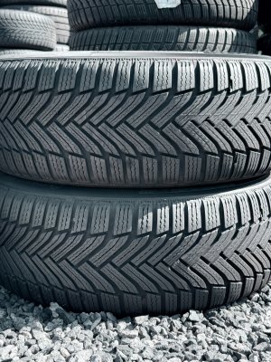 Michelin Alpin 6 225/55 16