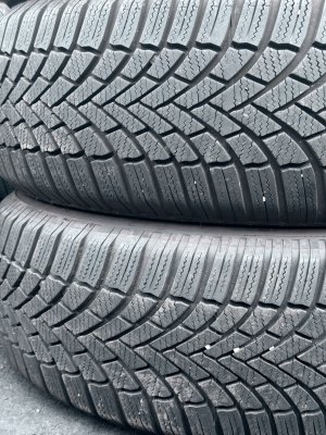 Bridgestone Blizzak LM005 205/60 16