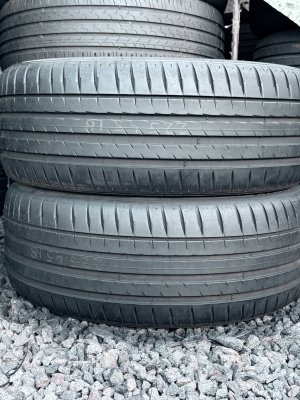 Michelin Pilot Sport 4 225/45 18