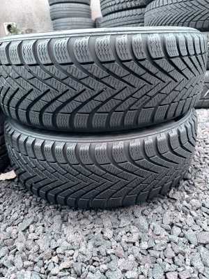Pirelli Winter Cinturato 185/55 15