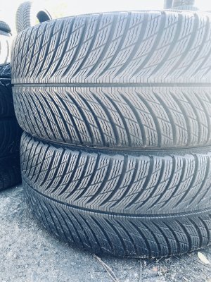 Michelin Alpin 5 245/45 18