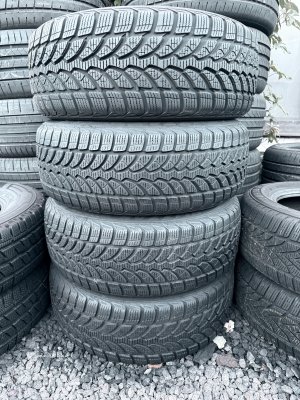 Bridgestone Blizzak LM32 205/55 16