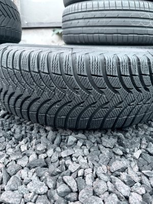 Michelin PA4 205/60 16