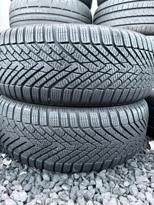 Pirelli Winter Cinturato 2 205/55 16