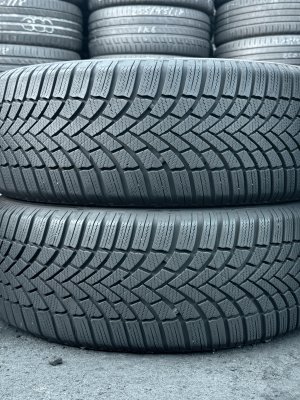 Bridgestone Blizzak LM005 205/55 17