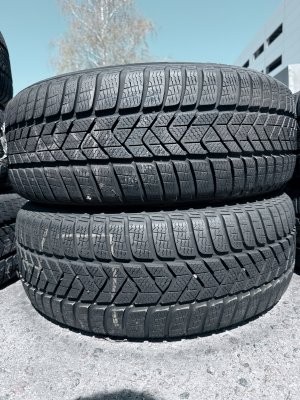 Pirelli Sottozero 3 RSC 225/50 18