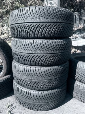 Michelin Pilot Alpin 5 255/45 18