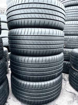 Bridgestone Turanza T005 255/45 18